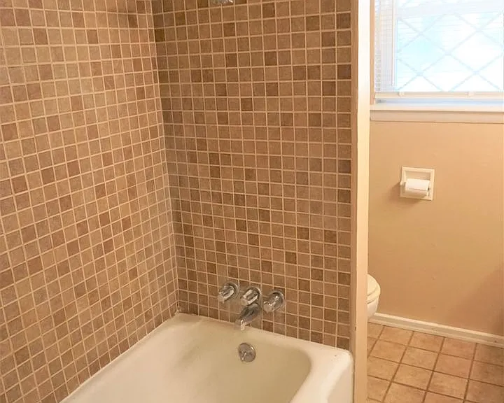 1813 Hardy Dr — Photo 9