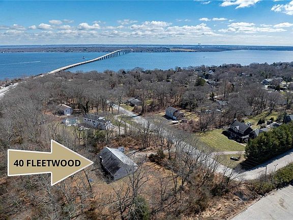 3rd image of 40 Fleetwood Dr
