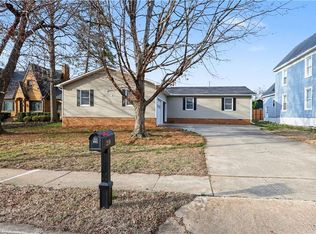210 W Parkway Ave, High Point, NC 27262