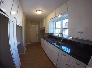 1249 W 19th St, Long Beach, CA 90810