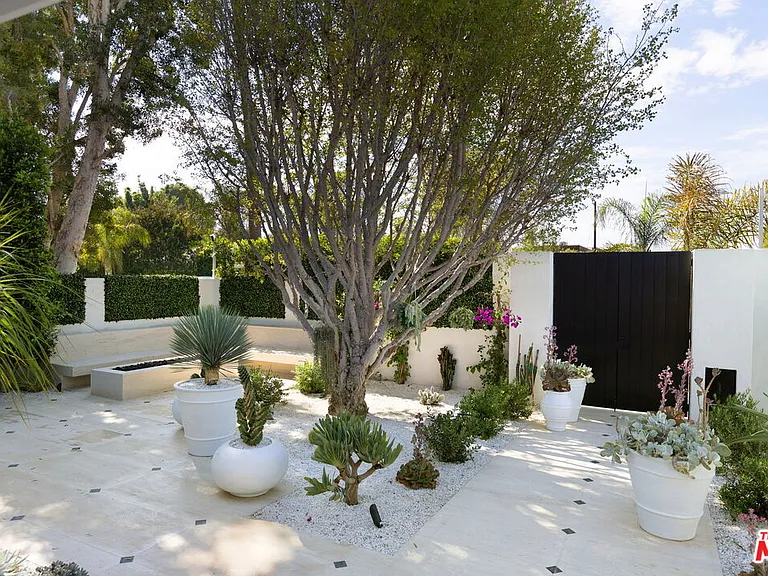 1342 Preston Way — Photo 3