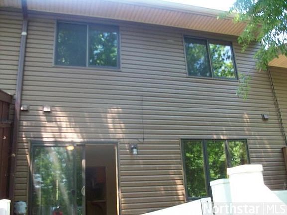 5th image of 22541 Tulip St NW