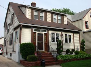 16039 96th St, Jamaica, NY 11414