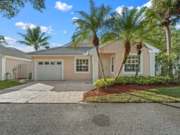 28 Governors Court, Palm Beach Gardens, FL 33418