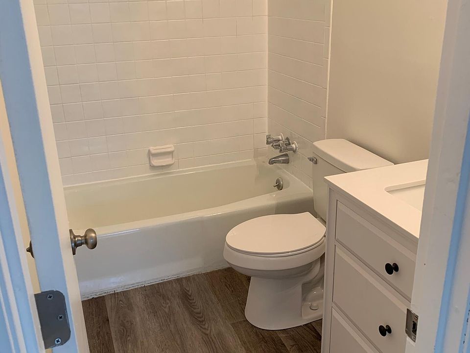 2420 Woodhill Dr, Lexington, KY 40509 Zillow