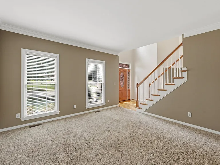 3237 Mantilla Dr — Photo 12
