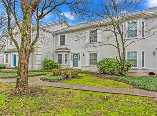 8823 Ashton Ct, Knoxville, TN 37923