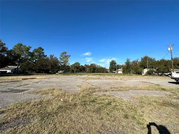 623 SW H Ave #21-32, Lawton, OK 73501