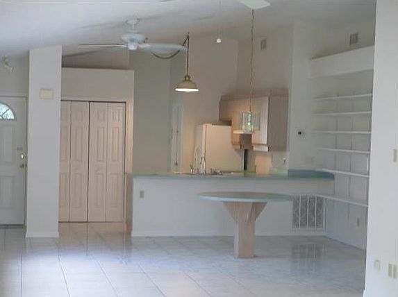 5th image of 1805 39th Ave