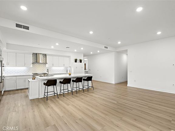 4th image of 3101 Rivington