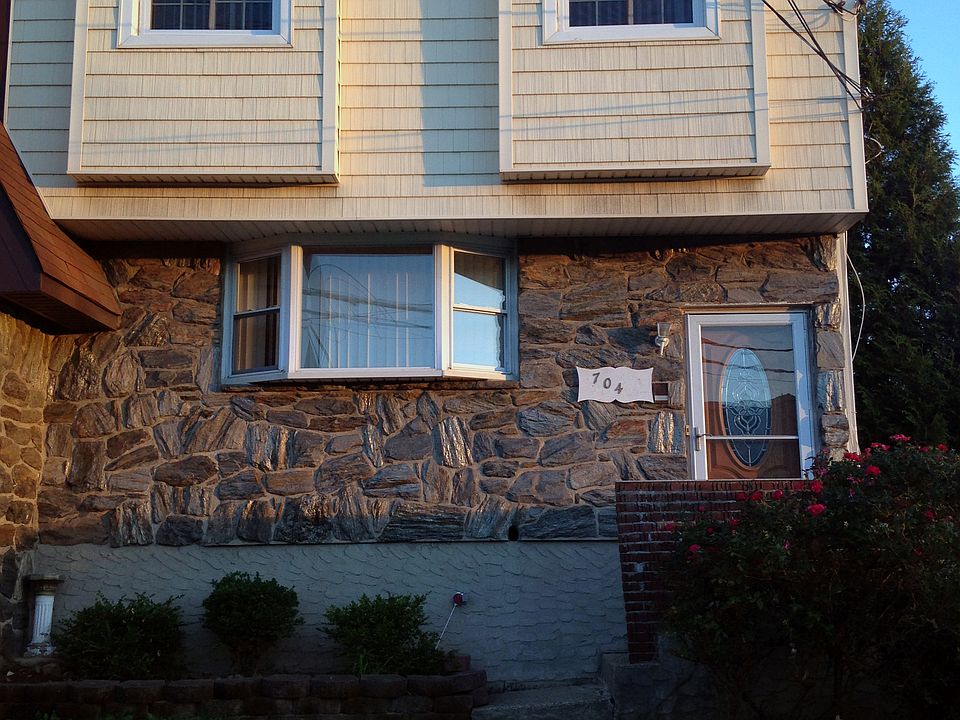 1st image of 704 S Gannon Ave