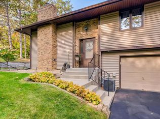 30165 Olinda Trl, Lindstrom, MN 55045