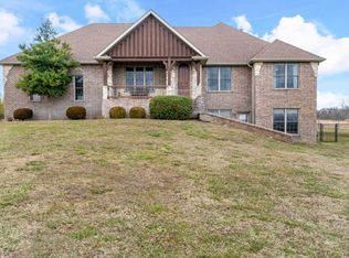 301 Briar Ridge Ct, Nixa, MO 65714