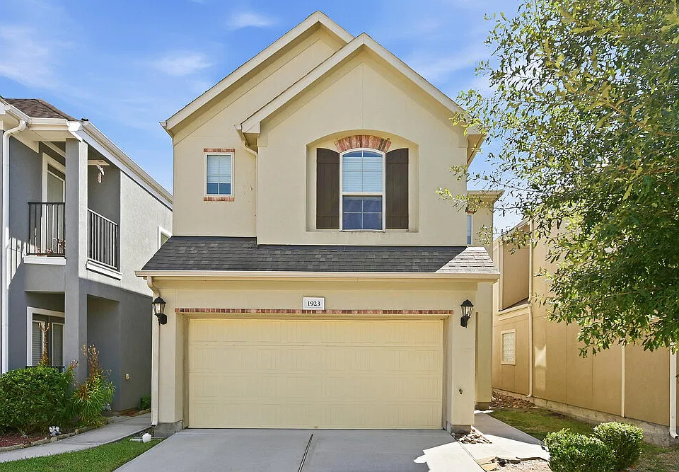 1923 Jara Ct