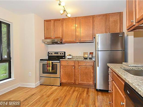 5th image of 6 Briardale Ct