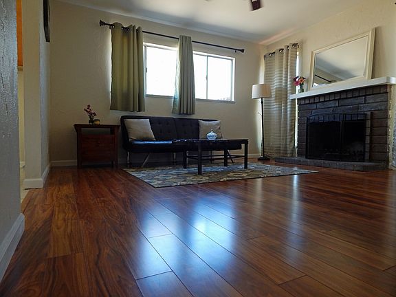 5th image of 14703 Zinnia Ct