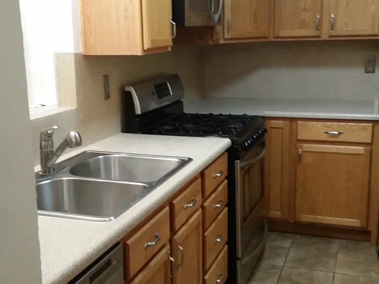 6517 E Duke Dr — Photo 4