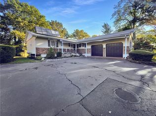 217 Gibbs Pond Rd, Nesconset, NY 11767