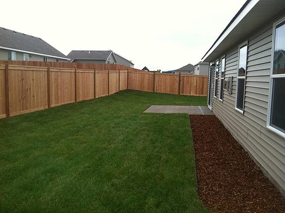 4th image of 2621 Thrush Dr