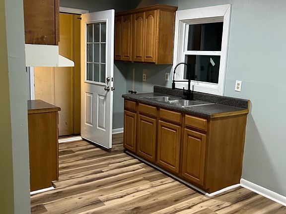 2nd image of 103 Trinity Dr