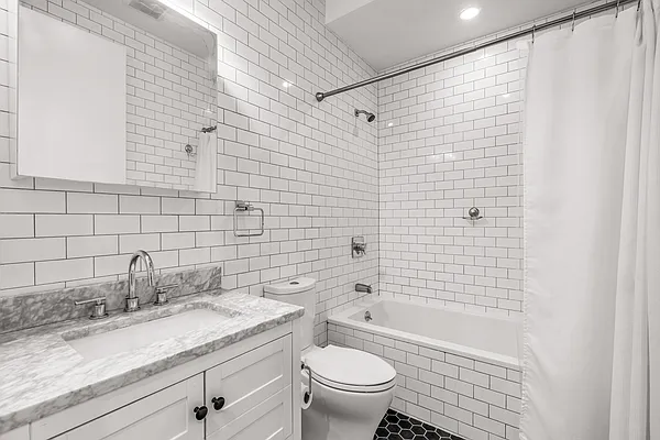 Sold by Sotheby's International Realty | media 5