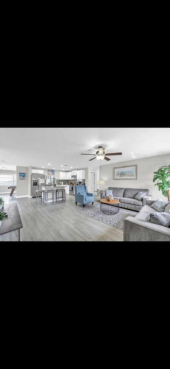 Building Photo - 1731 Coral Point Dr