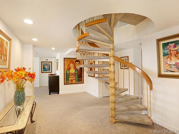 4th image of 2843 S Bayshore Dr APT P4a
