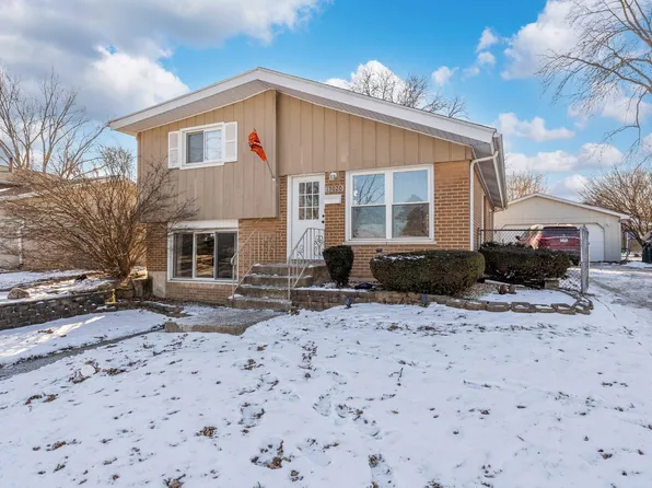 15020 Park Ave, Oak Forest, IL 60452