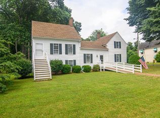 23613 Front St, Accomac, VA 23301