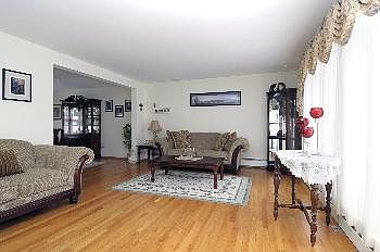 1st image of 207 E Lynnwood Ave