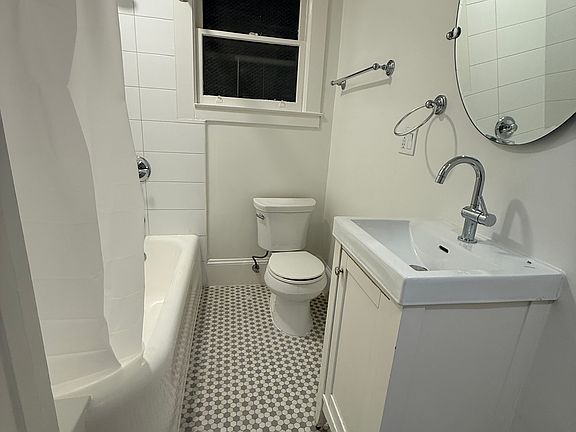 5th image of 1244 2nd Ave APT 106