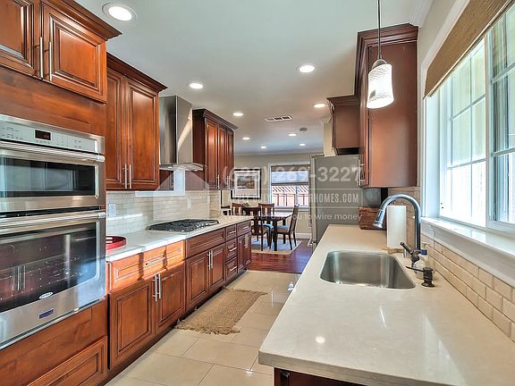 2nd image of 7613 Canterbury Ln
