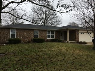 620 Riverside Cir, Columbus, IN 47203
