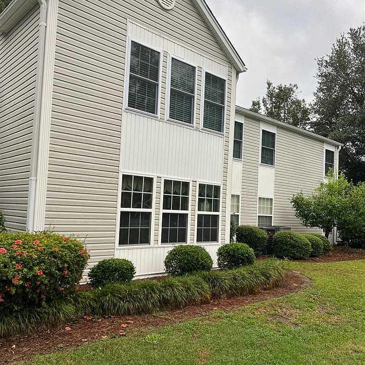 1st image of 1380A Damon Dr