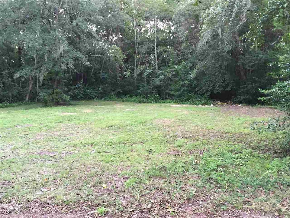 1st image of 602 Putnam Dr #0