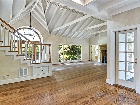 staircase to master bedroom