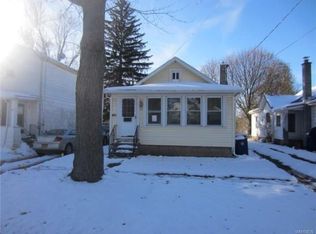 471 Prospect St, Lockport, NY 14094