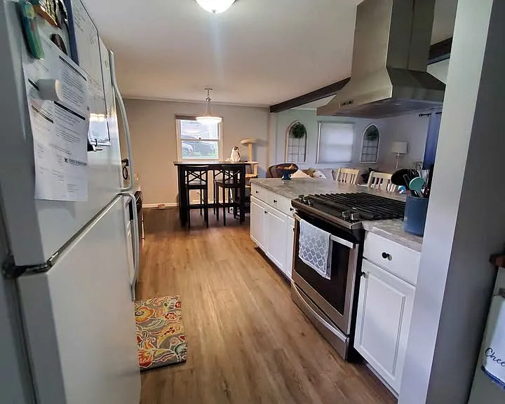 135 Whitlock St — Photo 3
