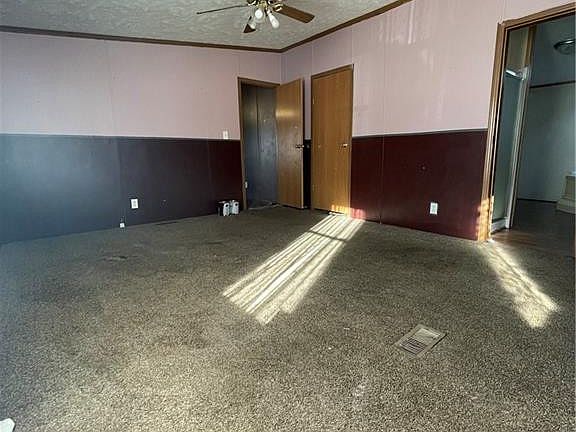 5th image of 8184 Maplewood Dr