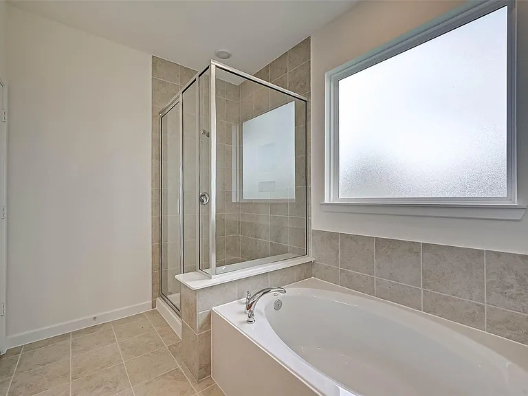 8022 Pinebrook Arbor Ct — Photo 34