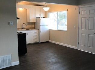 750 Hawthorne St #6, Monterey, CA 93940