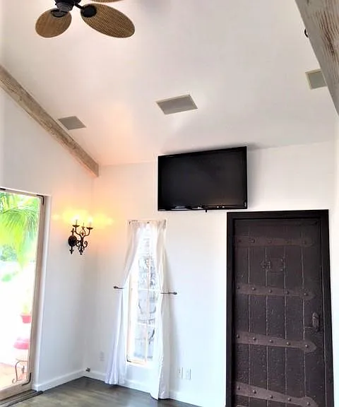 3128 W Berkeley Cir — Photo 8