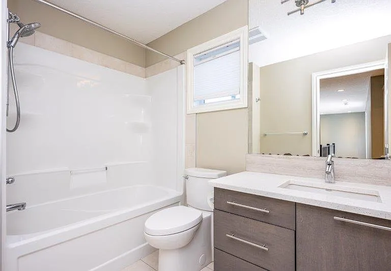 8207 9th Ave SW — Photo 38