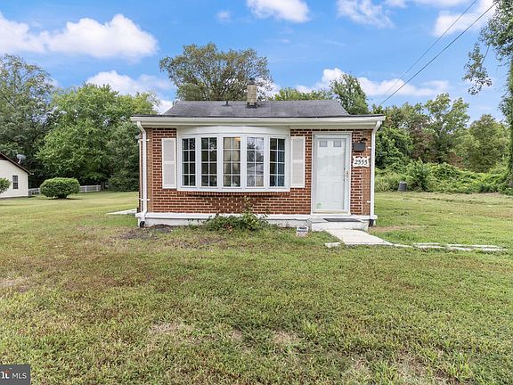 2nd image of 2555 Marshall Hall Rd