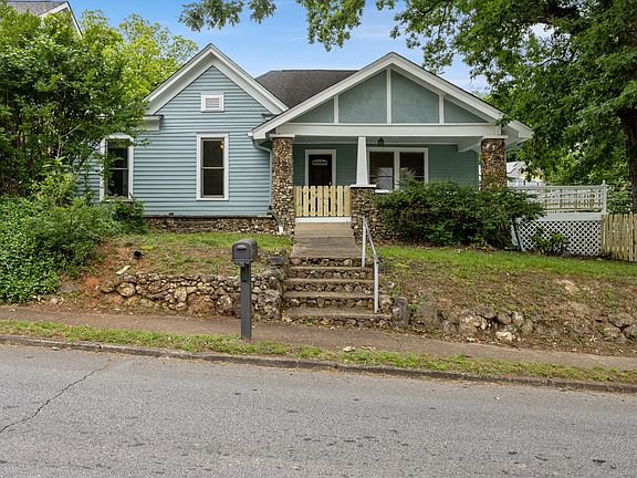 2nd image of 621 Barton Ave