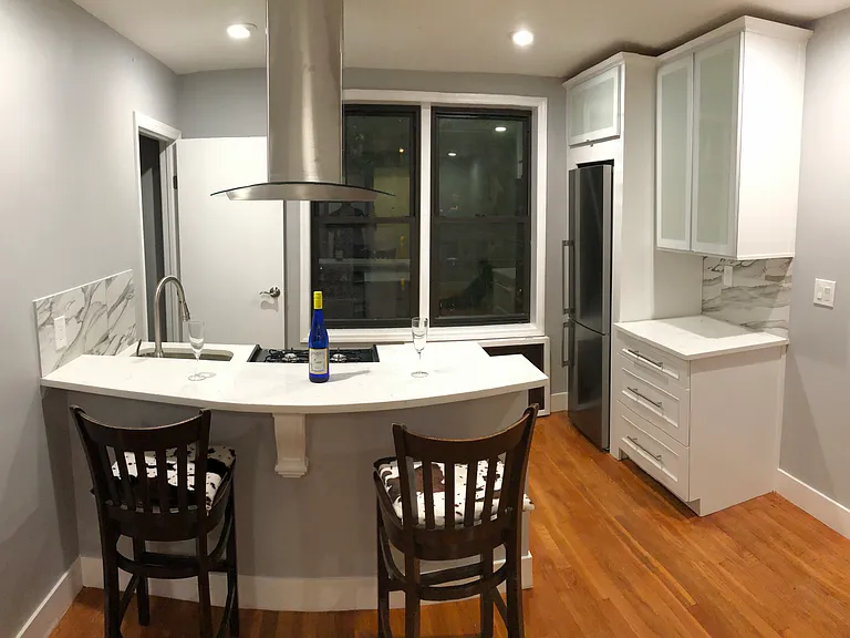140-17 84th Dr #5A — Photo 7