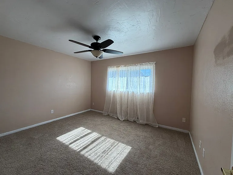 4309 Rosewall St — Photo 26
