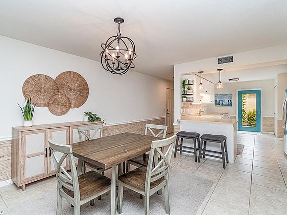 4th image of 25730 Lake Amelia WAY #101