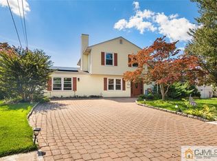 117 Benart Pl, Middlesex, NJ 08846