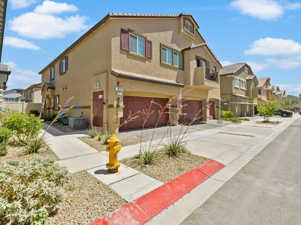 7870 Aurora Sky St Unit 3, North Las Vegas, NV 89084